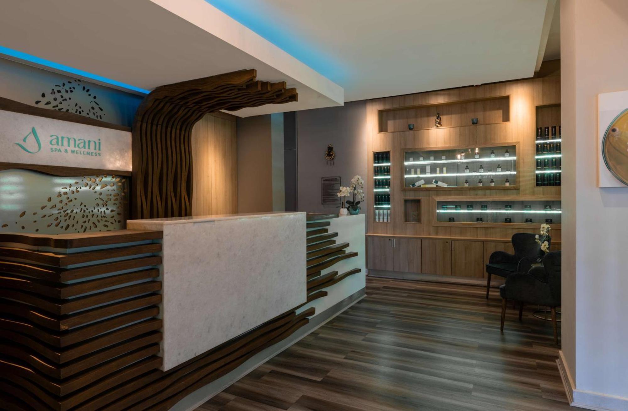 Radisson Blu Lagos Ikeja Esterno foto